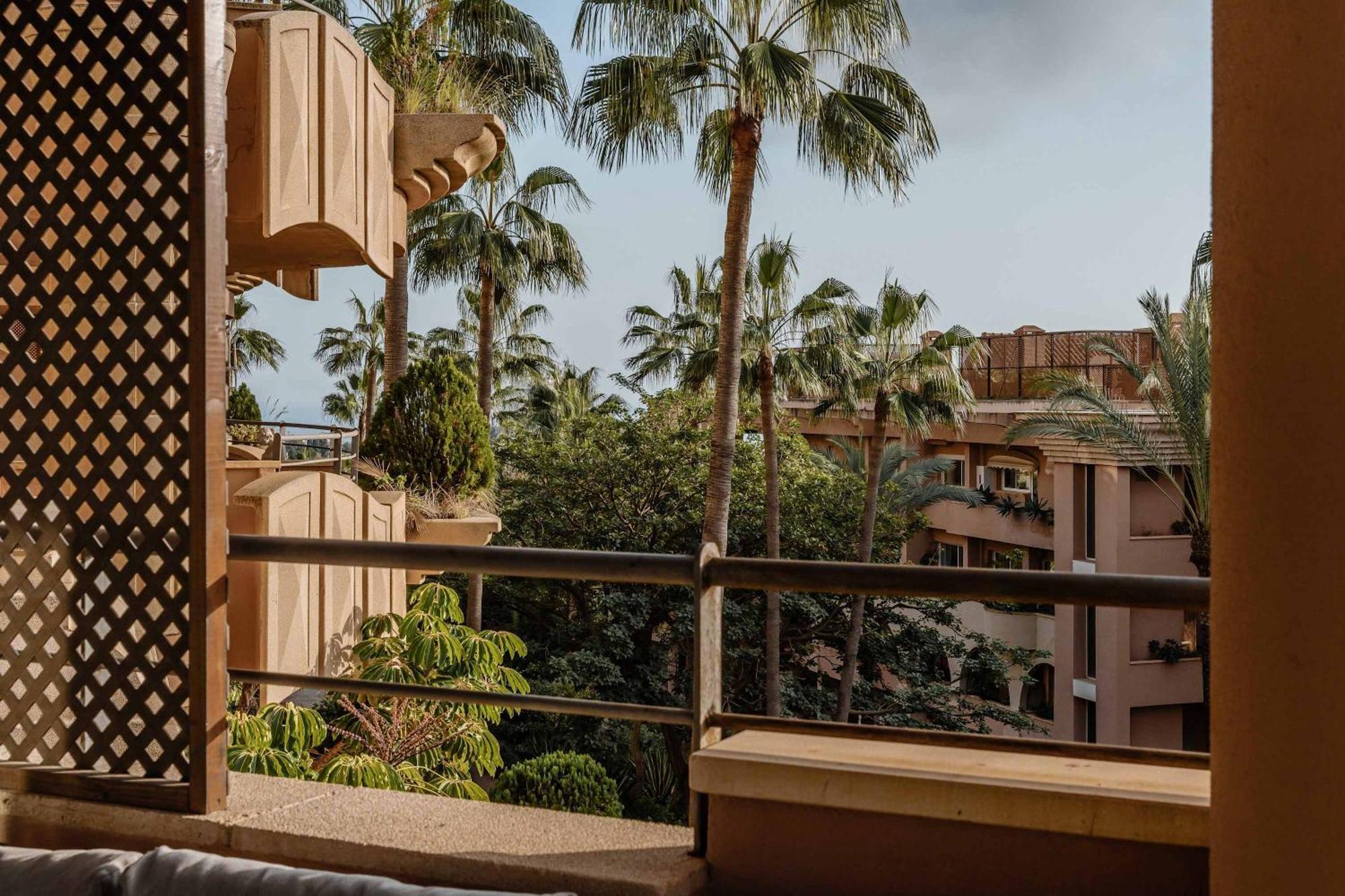 Magna Puerto Banus Family Only Apartment *